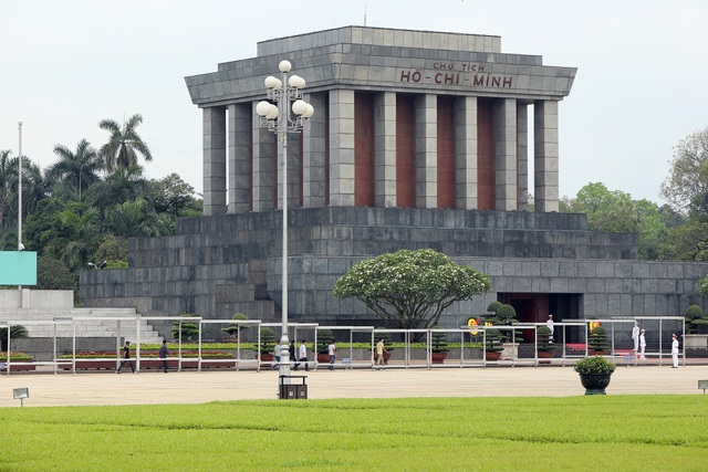 Lăng Chủ tịch Hồ Chí Minh mở cửa đón khách trở lại - Ảnh minh hoạ 11