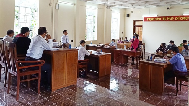 Bị khởi tố, người phụ nữ thở phào thoát án tù sau gần 20 kỳ báo Dân trí! - 1 Bị khởi tố, người phụ nữ thở phào thoát án tù sau gần 20 kỳ báo Dân trí! - 1