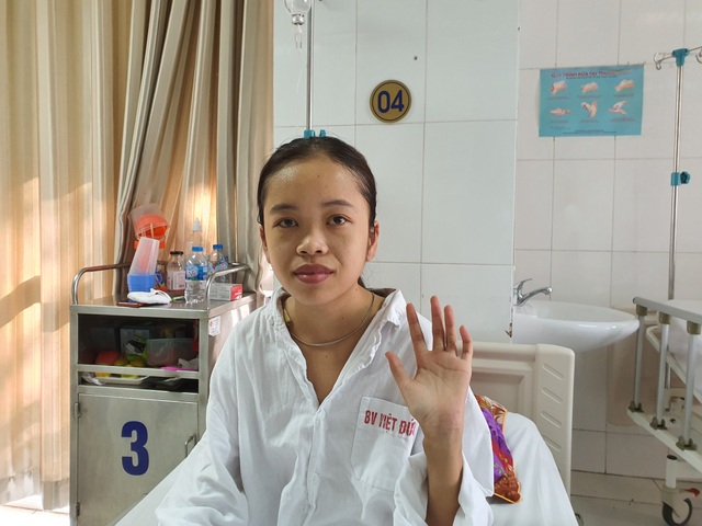 Cô gái 19 tuổi cầu xin thêm 1 lần được sống nghẹn ngào ngày xuất viện - 3 Cô gái 19 tuổi cầu xin thêm 1 lần được sống nghẹn ngào ngày xuất viện - 3
