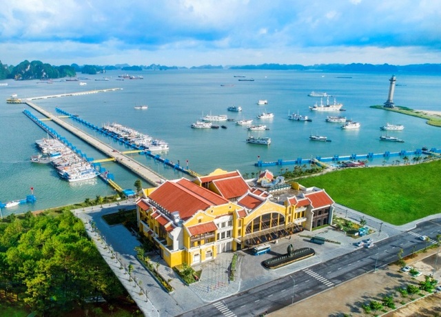 Điểm nhấn mới trong “bản giao hưởng” bất động sản bên vịnh Hạ Long - 1 Điểm nhấn mới trong “bản giao hưởng” bất động sản bên vịnh Hạ Long - 1