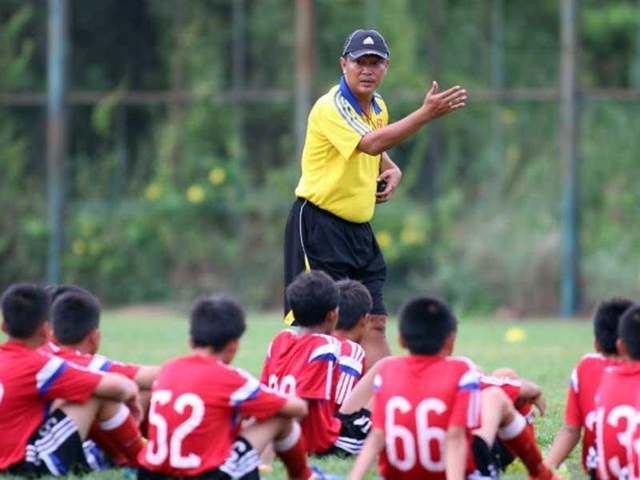 Tiền đạo Trần Minh Chiến: Tài năng nhưng lận đận - 2 Tiền đạo Trần Minh Chiến: Tài năng nhưng lận đận - 2