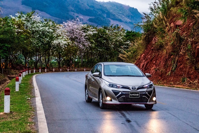 Vượt qua “sóng gió”, doanh số Toyota Vios vẫn tăng theo chiều thẳng đứng - 4 Vượt qua “sóng gió”, doanh số Toyota Vios vẫn tăng theo chiều thẳng đứng - 4
