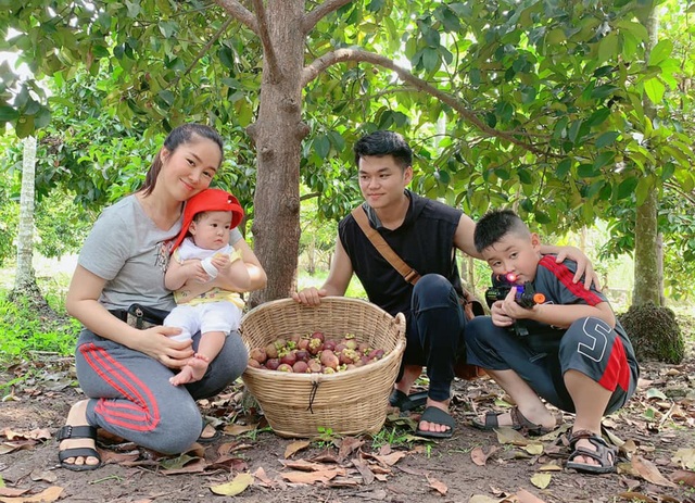 Vườn trái cây trĩu quả của gia đình diễn viên Lê Phương ở Tây Ninh - 1
