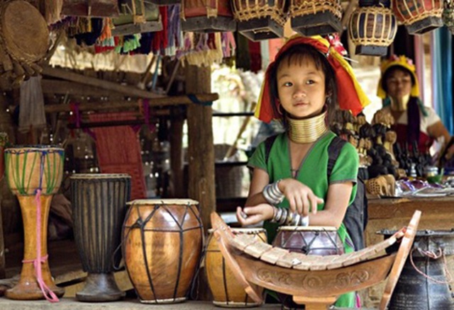 Trải nghiệm nỗi niềm “thương nhớ đồng quê” tại những ngôi làng đặc biệt - 2 Trải nghiệm nỗi niềm “thương nhớ đồng quê” tại những ngôi làng đặc biệt - 2