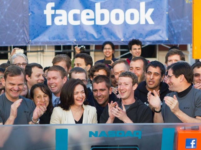 36 tuổi, Mark Zuckerberg kiếm tiền 2 phút bằng cả năm của người bình thường - 3 36 tuổi, Mark Zuckerberg kiếm tiền 2 phút bằng cả năm của người bình thường - 3