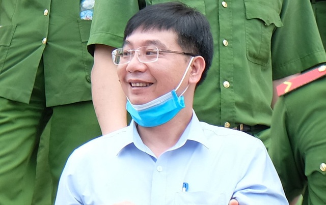 Vụ gian lận điểm thi: Cựu Thượng tá nói “sẽ kêu oan tới đời con cháu!” - 1 Vụ gian lận điểm thi: Cựu Thượng tá nói “sẽ kêu oan tới đời con cháu!” - 1