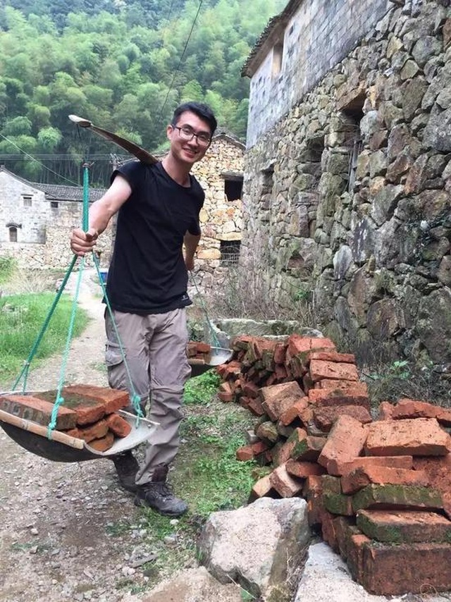 Cặp vợ chồng ở Trung Quốc bỏ việc lên núi, chi 13 tỷ đồng để cải tạo nhà - 7 Cặp vợ chồng ở Trung Quốc bỏ việc lên núi, chi 13 tỷ đồng để cải tạo nhà - 7