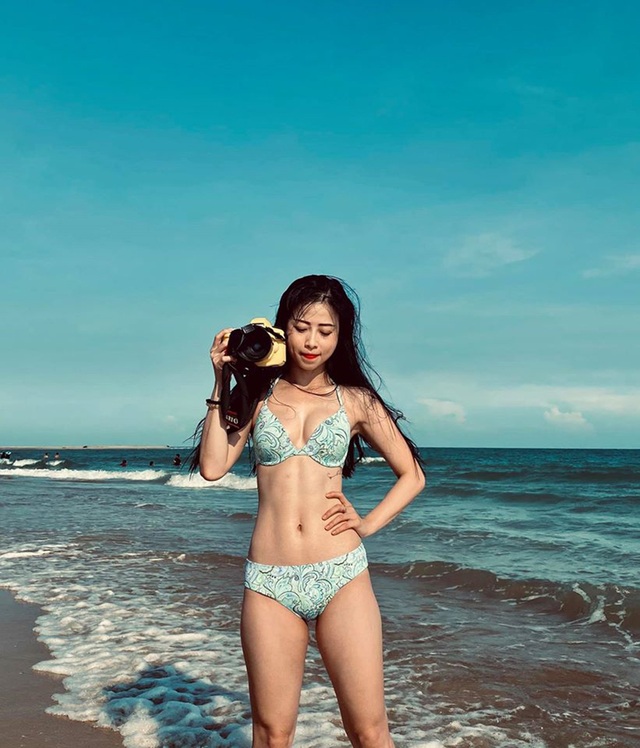 Hot girl Taekwondo Châu Tuyết Vân khoe hình bikini gợi cảm - 2