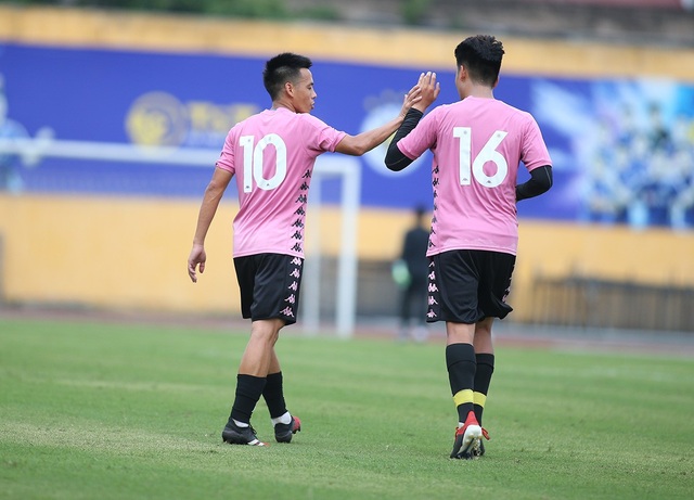 Thầy Park dự khán, CLB Hà Nội thắng CLB Viettel trước ngày V-League trở lại - 3 Thầy Park dự khán, CLB Hà Nội thắng CLB Viettel trước ngày V-League trở lại - 3