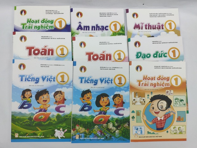 Cần suy nghĩ hình ảnh học sinh vùng cao tìm sóng học online - 2 Cần suy nghĩ hình ảnh học sinh vùng cao tìm sóng học online - 2