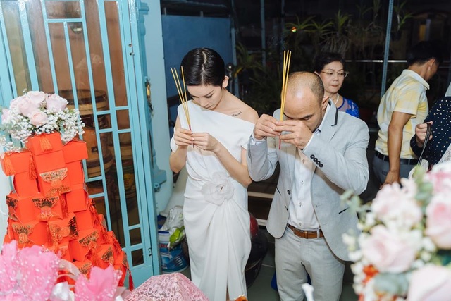 4 tháng sau đám cưới bí mật, Xuân Lan mới tiết lộ ảnh đám hỏi - 17 4 tháng sau đám cưới bí mật, Xuân Lan mới tiết lộ ảnh đám hỏi - 17