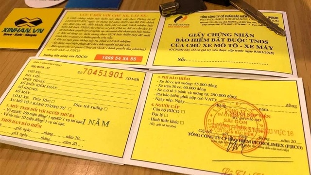 CSGT “mạnh tay”, người dân đổ xô đi mua bảo hiểm xe máy - 5 CSGT “mạnh tay”, người dân đổ xô đi mua bảo hiểm xe máy - 5