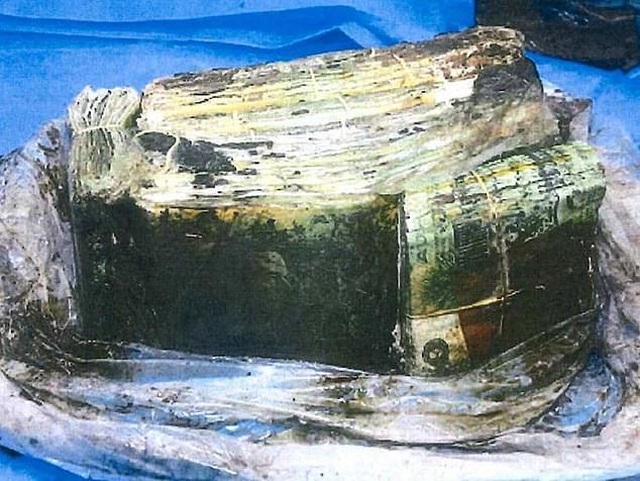 dao-duoc-khoi-tien-7-ty-va-cuoc-tranh-gianh-khong-hoi-ket-2-1589690967866.jpg
