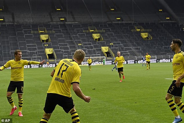 Những khoảnh khắc tỏa sáng của Haaland giúp Dortmund thắng đậm Schalke - Ảnh minh hoạ 3