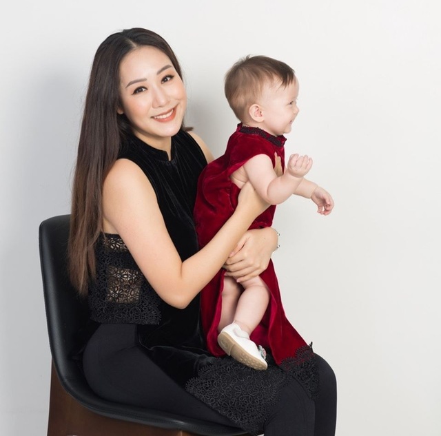 Hoa hậu Ngô Phương Lan bất ngờ cắt tóc ngắn khác lạ - 3 Hoa hậu Ngô Phương Lan bất ngờ cắt tóc ngắn khác lạ - 3