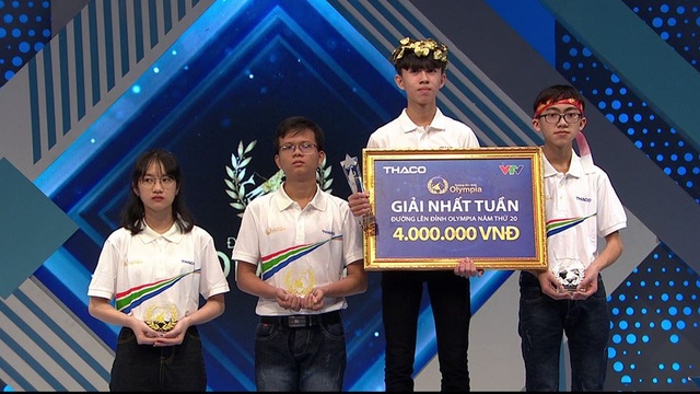Nam sinh Quảng Trị chiến thắng kịch tính trong cuộc thi Tuần Olympia - 2 Nam sinh Quảng Trị chiến thắng kịch tính trong cuộc thi Tuần Olympia - 2