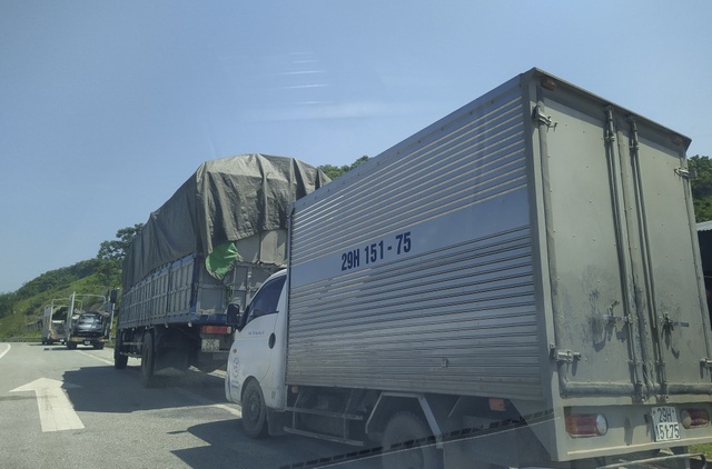 Nạn phá rào cao tốc Nội Bài – Lào Cai: Chúng tôi quá chán nản - 3 Nạn phá rào cao tốc Nội Bài – Lào Cai: Chúng tôi quá chán nản - 3