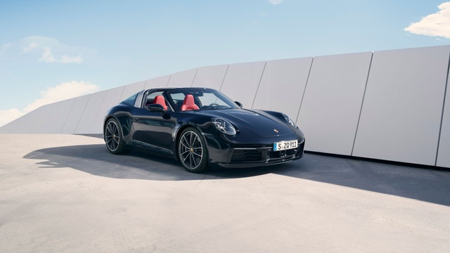 Porsche chính thức giới thiệu 911 Targa - 9