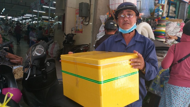 Đà Nẵng: Covid-19 khiến nhiều xe ôm ở chợ du lịch giảm thu nhập - 1 Đà Nẵng: Covid-19 khiến nhiều xe ôm ở chợ du lịch giảm thu nhập - 1