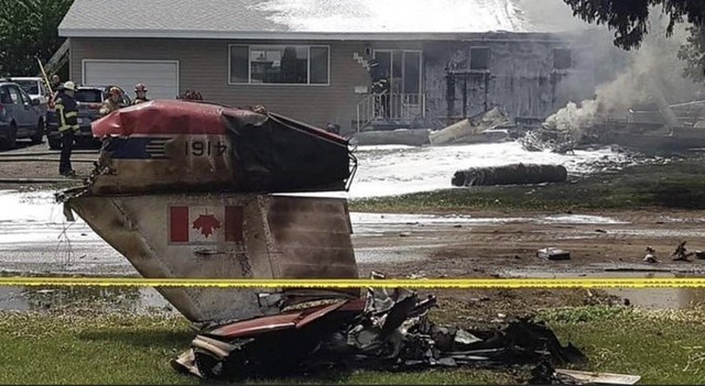 Nữ đại úy Canada thiệt mạng do rơi máy bay cổ động chống dịch Covid-19 - 4 Nữ đại úy Canada thiệt mạng do rơi máy bay cổ động chống dịch Covid-19 - 4