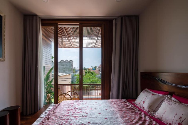 Cận cảnh nhà vườn “trốn” khói bụi đẹp mê hồn của cặp vợ chồng trẻ ở Sài Gòn - 11 Cận cảnh nhà vườn “trốn” khói bụi đẹp mê hồn của cặp vợ chồng trẻ ở Sài Gòn - 11