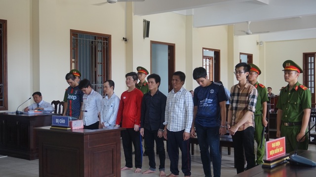 In tiền giả bán, nam thanh niên bị tuyên phạt 14 năm tù - 1 In tiền giả bán, nam thanh niên bị tuyên phạt 14 năm tù - 1