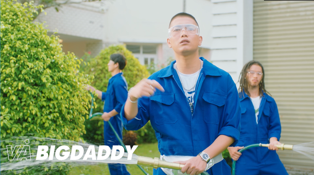 “Nữ hoàng đu đưa” rủ bạn thân BigDaddy vào dự án mới - 2 “Nữ hoàng đu đưa” rủ bạn thân BigDaddy vào dự án mới - 2