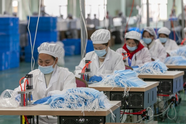 Lừa đảo Trung Quốc: Làm giả chứng nhận máy thở, khẩu trang bán giá cắt cổ - 3