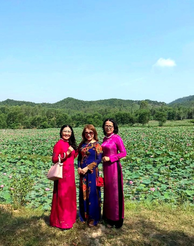 Mãn nhãn với thung lũng sen hồng tuyệt đẹp giữa lòng xứ Quảng - 7 Mãn nhãn với thung lũng sen hồng tuyệt đẹp giữa lòng xứ Quảng - 7