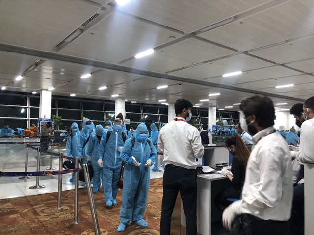 Nhiều chuyến bay đưa người Việt từ “điểm nóng” Covid-19 sắp về nước - 1 Nhiều chuyến bay đưa người Việt từ “điểm nóng” Covid-19 sắp về nước - 1