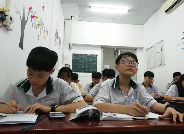 TPHCM: Trường ngoài công lập không được tổ chức thi, kiểm tra vào lớp 10 - 1 TPHCM: Trường ngoài công lập không được tổ chức thi, kiểm tra vào lớp 10 - 1
