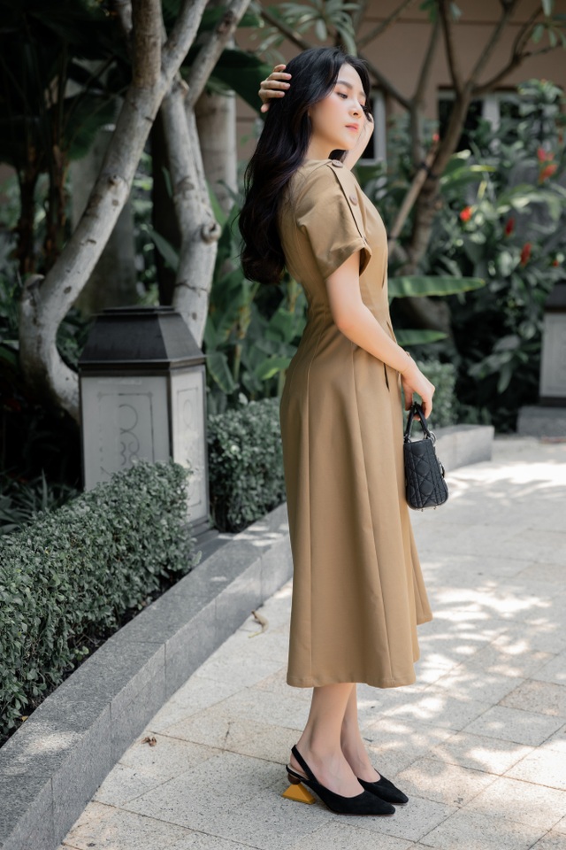“Tình địch” Nhã Phương vượt trầm cảm, dành dụm hết cát-xê học đại học - 14 “Tình địch” Nhã Phương vượt trầm cảm, dành dụm hết cát-xê học đại học - 14