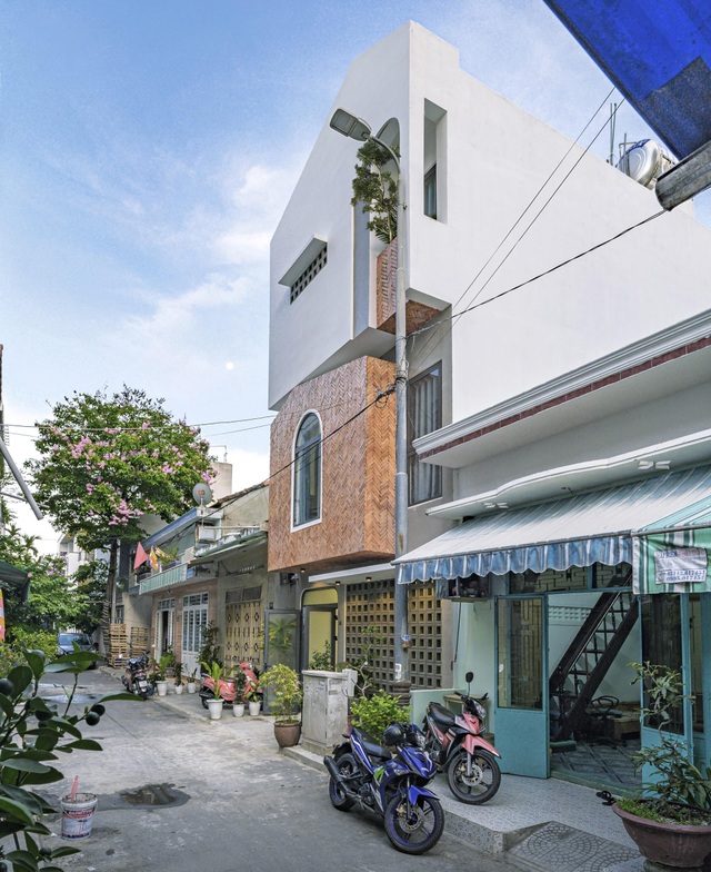 45 housenoidun gdocx 1590319141545 - Xây dựng chỉ 750 triệu đồng - Nhà trong hẻm Đà Nẵng vẫn sang chảnh không ngờ
