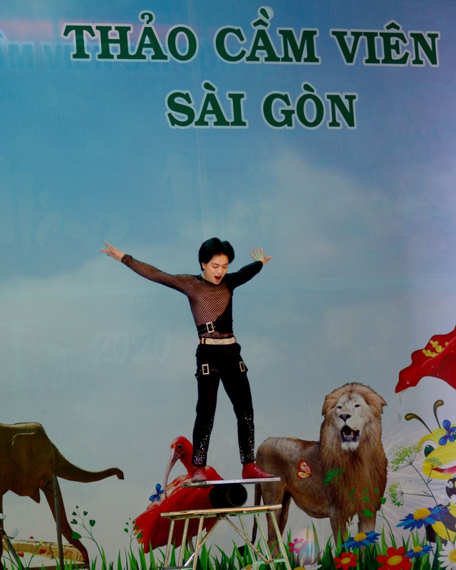 Thảo Cầm Viên đông đúc copy.jpg Thảo Cầm Viên đông đúc copy.jpg