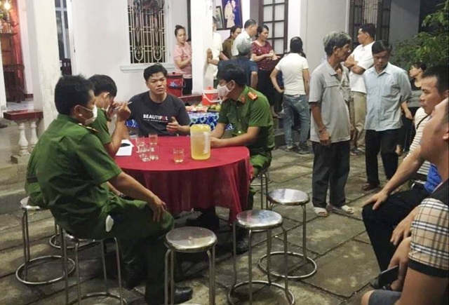 Nhét thi thể nam công nhân trong cốp xe rồi chở từ Đà Nẵng ra Huế - 3 Nhét thi thể nam công nhân trong cốp xe rồi chở từ Đà Nẵng ra Huế - 3