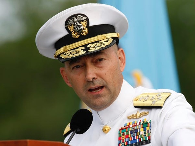 Cựu Đô đốc Mỹ chỉ trích Trung Quốc biến Biển Đông thành “ao nhà” - 1