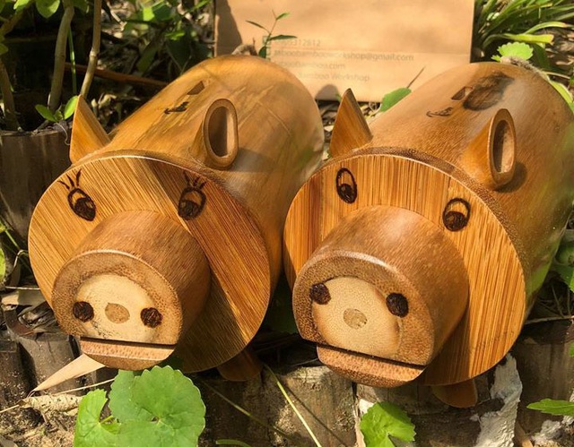 Độc đáo mô hình xe máy, ô tô, tàu hỏa làm từ tre Việt - 10 Độc đáo mô hình xe máy, ô tô, tàu hỏa làm từ tre Việt - 10