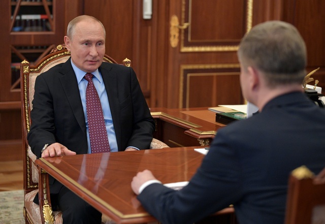 Tổng thống Putin bất ngờ trở lại Điện Kremlin - 1