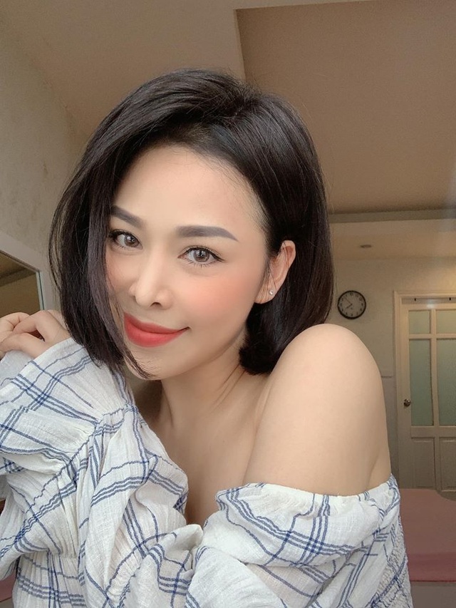 Anh Vũ “Về nhà đi con” kỷ niệm 2 năm yêu bạn gái xinh đẹp nóng bỏng - 15 Anh Vũ “Về nhà đi con” kỷ niệm 2 năm yêu bạn gái xinh đẹp nóng bỏng - 15