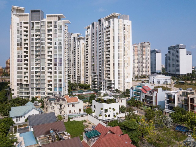 Nhà trên mây” giữa lòng Sài Gòn với các khu vườn lơ lửng độc lạ - 1 Nhà trên mây” giữa lòng Sài Gòn với các khu vườn lơ lửng độc lạ - 1