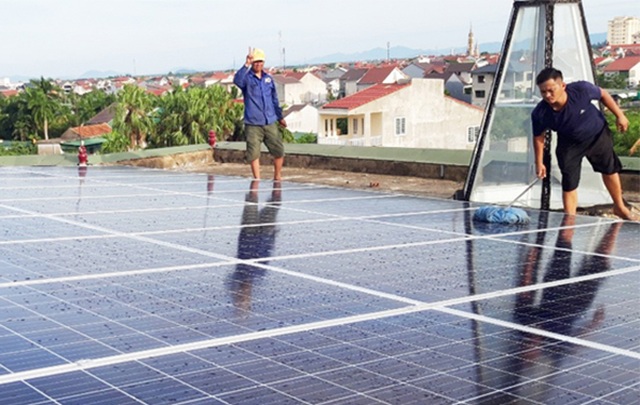 Người dân bán ngược gần 1 triệu kWh điện cho ngành điện - 1 Người dân bán ngược gần 1 triệu kWh điện cho ngành điện - 1