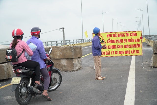 Toàn cảnh cây cầu nghìn tỷ nối đôi bờ sông Ninh Cơ trước ngày thông xe - 5 Toàn cảnh cây cầu nghìn tỷ nối đôi bờ sông Ninh Cơ trước ngày thông xe - 5