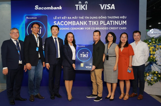 https://icdn.dantri.com.vn/thumb_w/640/2020/05/27/editlan-5-dan-tri-sacombank-tiki-platinum-1017-c-50-cb-19-d-4-eac-92306-f-3-d-03-d-885-e-8-docx-1590571782930.jpeg