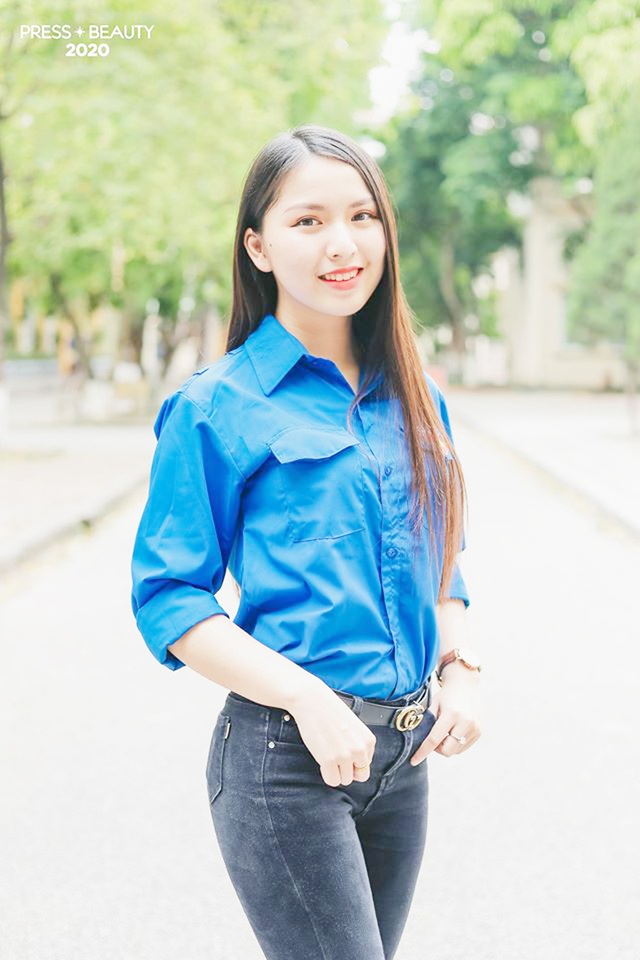 Top 10 thí sinh Hoa khôi Báo chí khoe sắc với màu áo xanh tình nguyện - 10 Top 10 thí sinh Hoa khôi Báo chí khoe sắc với màu áo xanh tình nguyện - 10