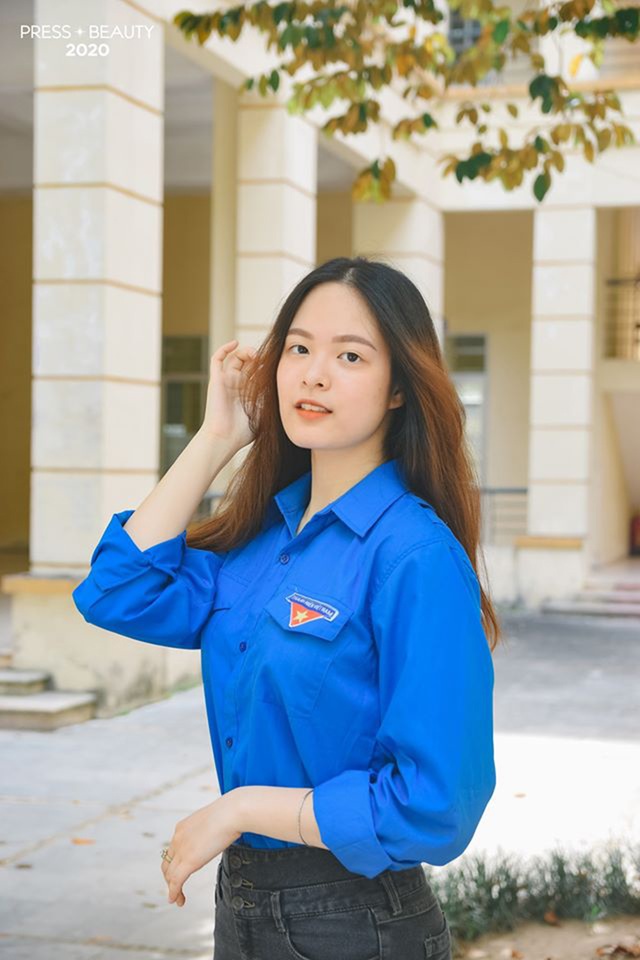Top 10 thí sinh Hoa khôi Báo chí khoe sắc với màu áo xanh tình nguyện - 6 Top 10 thí sinh Hoa khôi Báo chí khoe sắc với màu áo xanh tình nguyện - 6