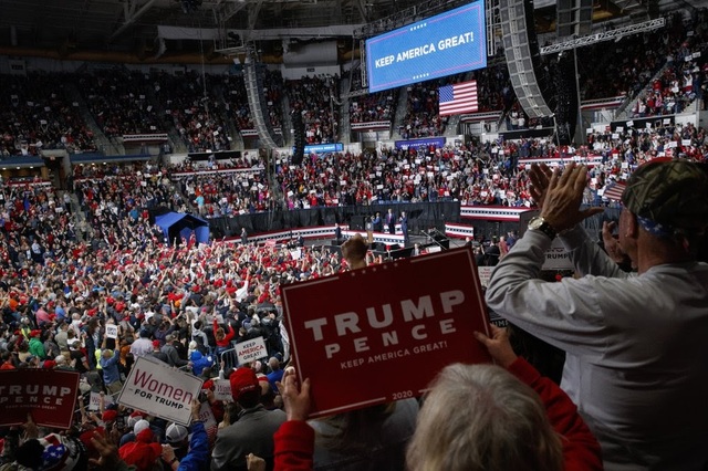 Tổng thống Trump đặt cược tương lai chính trị vào “ván bài kinh tế” - 1 Tổng thống Trump đặt cược tương lai chính trị vào “ván bài kinh tế” - 1