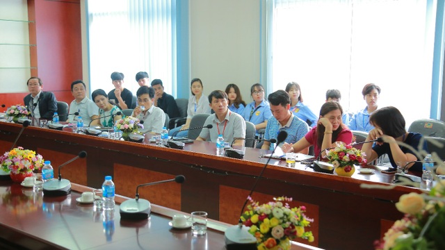 Hợp tác “Nhà trường – Doanh nghiệp” phát triển kỹ năng nghề nghiệp cho sinh viên - 2 Hợp tác “Nhà trường – Doanh nghiệp” phát triển kỹ năng nghề nghiệp cho sinh viên - 2