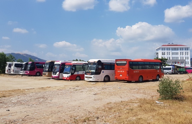 Nha Trang: Bổ sung hàng loạt bãi đỗ xe tạm, đón đầu phục vụ du lịch - 1