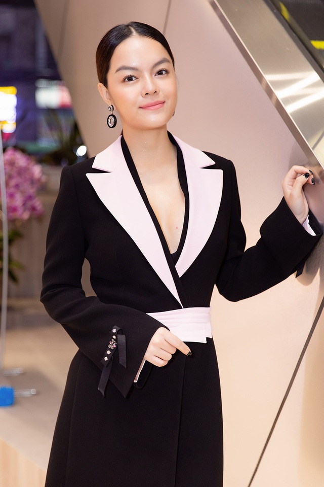 Ninh Dương Lan Ngọc né tránh khi được hỏi về Chi Dân - 7 Ninh Dương Lan Ngọc né tránh khi được hỏi về Chi Dân - 7