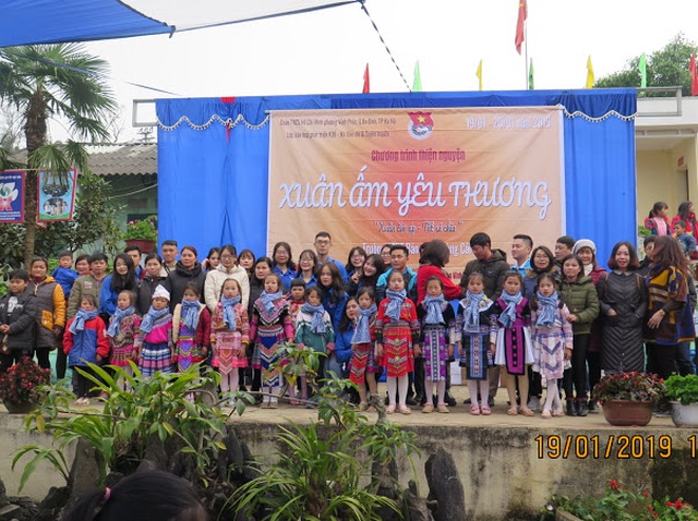 Nữ phó Bí thư Đoàn phường đa tài, năng nổ hoạt động thiện nguyện - 2 Nữ phó Bí thư Đoàn phường đa tài, năng nổ hoạt động thiện nguyện - 2